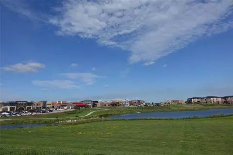 209 SW 17th St, Ankeny, IA 50023