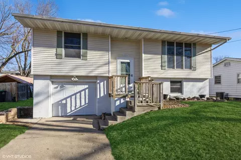 3115 E 41st St, Des Moines, IA 50317