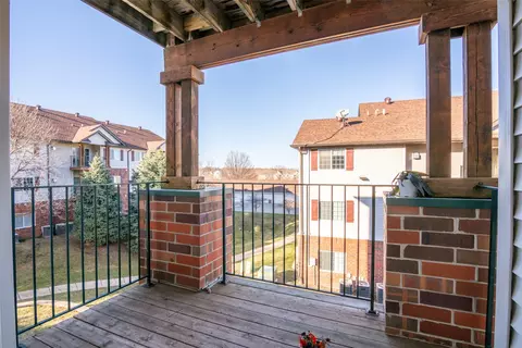 6440 Ep True Pkwy #3208, West Des Moines, IA 50266