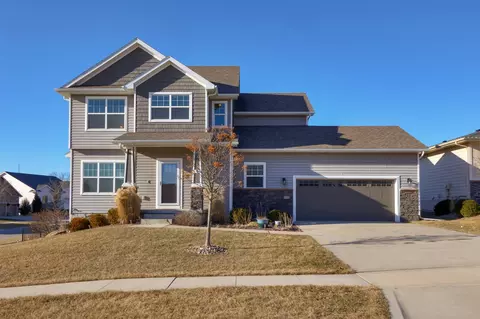 835 S Balsam St, West Des Moines, IA 50266