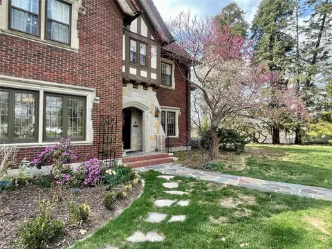 503 W 12th St S, Newton, IA 50208