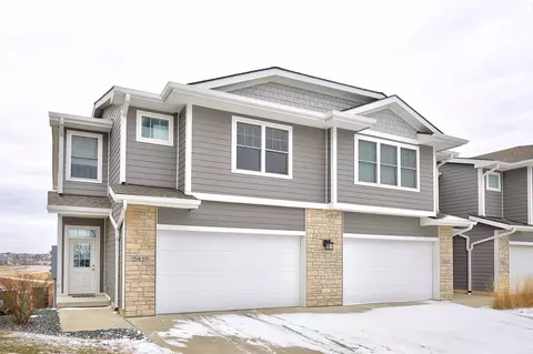 5410 154th Ct, Urbandale, IA 50323