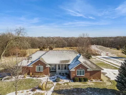 4103 138th St, Urbandale, IA 50323
