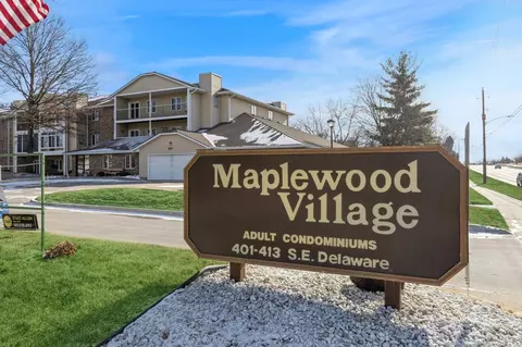 401 SE Delaware Ave #304, Ankeny, IA 50021