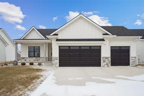 2706 NW 29th St, Ankeny, IA 50023