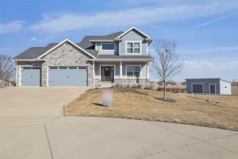 3002 Tassel Ln, Adel, IA 50003