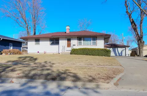506 SE 8th St, Ankeny, IA 50021