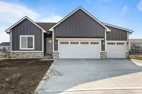 1902 16th Cir SE, Altoona, IA 50009