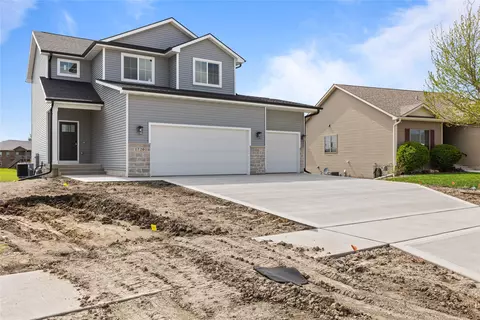 1726 Tuscany Dr SE, Altoona, IA 50009
