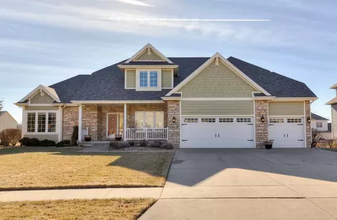 16010 Aurora Ave, Urbandale, IA 50323