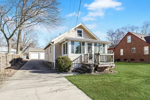 3301 54th St, Des Moines, IA 50310