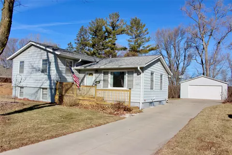 4209 Toronto St, Ames, IA 50014