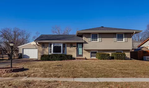 705 Timberlane Dr, Huxley, IA 50124