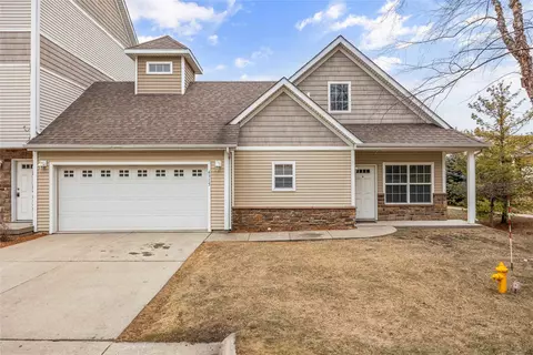 4315 153rd St, Urbandale, IA 50323