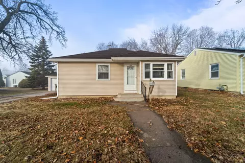304 S Walnut St, Jefferson, IA 50129