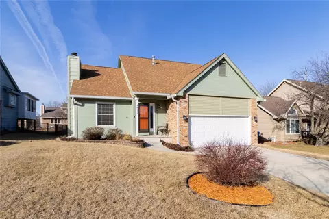 4512 48th St, Des Moines, IA 50310