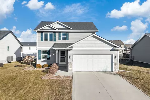 420 Chayse St SW, Bondurant, IA 50035