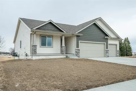 3423 5th Ave SE, Altoona, IA 50009
