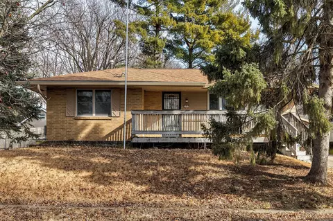 3701 Belmar Dr, Des Moines, IA 50317