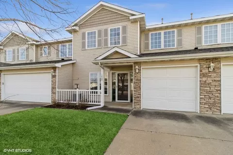 2101 Meadow Ct #1405, Des Moines, IA 50320