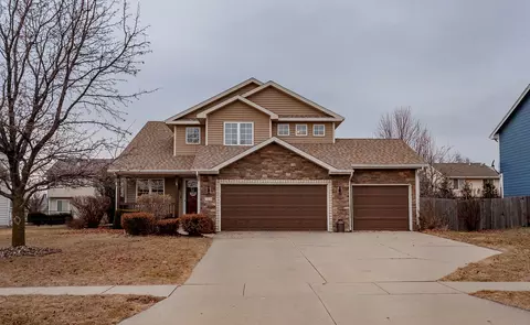318 NW Watercrest Dr, Ankeny, IA 50023