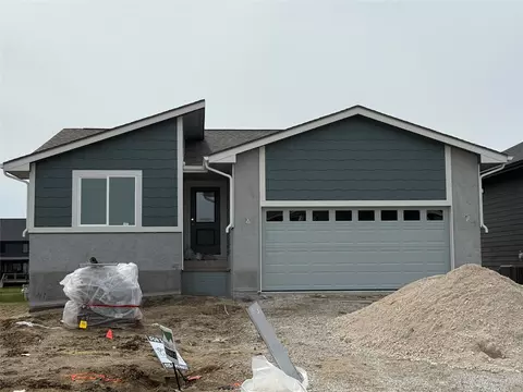 18350 Alpine Dr, Clive, IA 50325