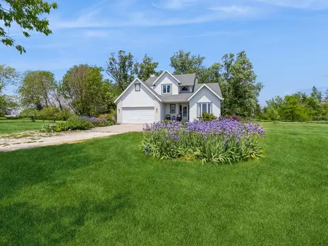 57165 210th St, Ames, IA 50010