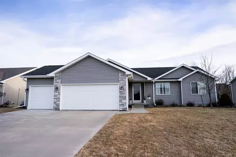 1216 SW 6th St, Grimes, IA 50111