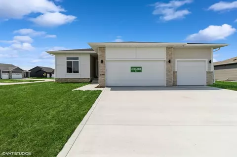 2301 NW 29th St, Ankeny, IA 50023