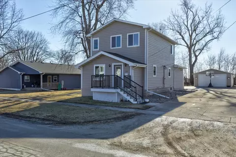 212 E Ninth St, Madrid, IA 50156