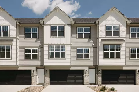 4472 154th St, Urbandale, IA 50323