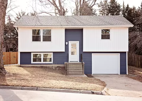 313 Kimberley Ln, Baxter, IA 50028