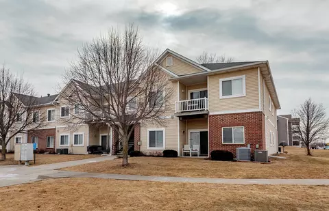 1107 NE 5th Ln #1, Ankeny, IA 50021