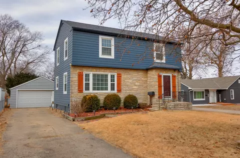 3926 42nd St, Des Moines, IA 50310