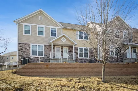 1637 SW White Birch Cir, Ankeny, IA 50023