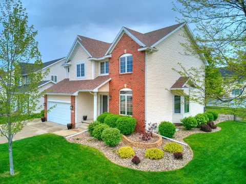 615 SE Whitetail Ln, Waukee, IA 50263