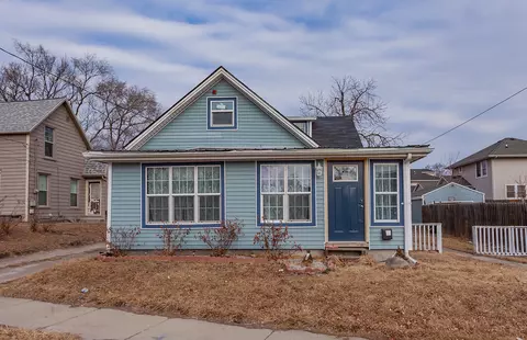 1544 Dean Ave, Des Moines, IA 50316