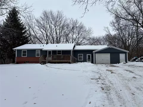 5239 155th Ave, Indianola, IA 50125