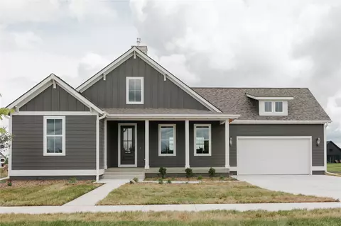 310 N 39th St, Cumming, IA 50061