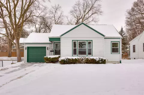 3824 Boston Ave, Des Moines, IA 50310