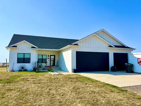 6501 W 140th St S, Mitchellville, IA 50169