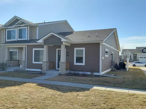 9345 Primo Ln, West Des Moines, IA 50266