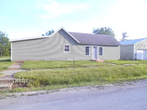 606 2nd St, Lorimor, IA 50149