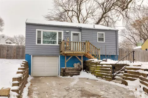 2307 SE 7th St, Des Moines, IA 50315