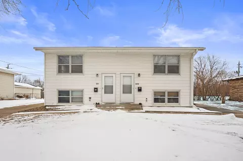 309 NW State St, Ankeny, IA 50023