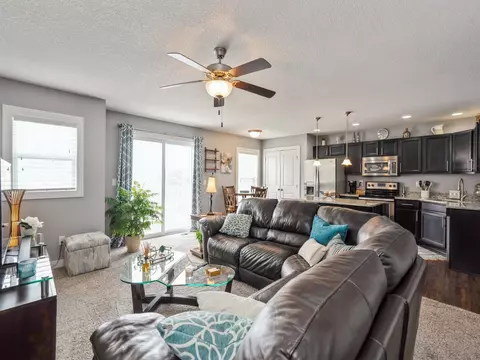 1043 NE 49th Ln, Ankeny, IA 50021
