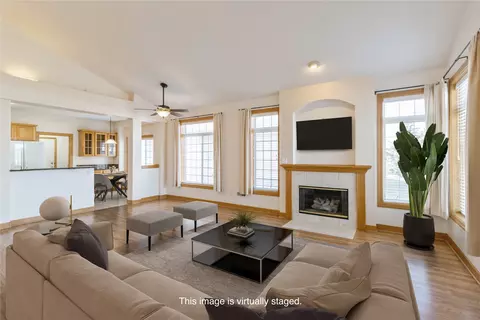 6200 Ep True Pkwy #112, West Des Moines, IA 50266