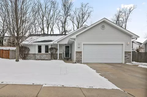 5415 Jordan Blvd, Pleasant Hill, IA 50327