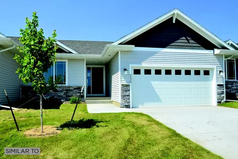 5626 NE Briarwood Dr, Ankeny, IA 50021