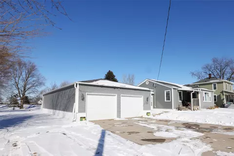 601 E Walnut St, Ogden, IA 50212